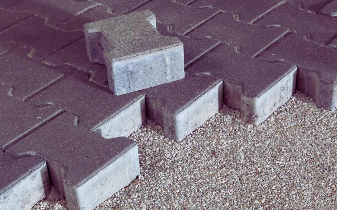 How Long Do Pavers Last in St. Louis Winters? | Missouri Homeowner Durability Guide