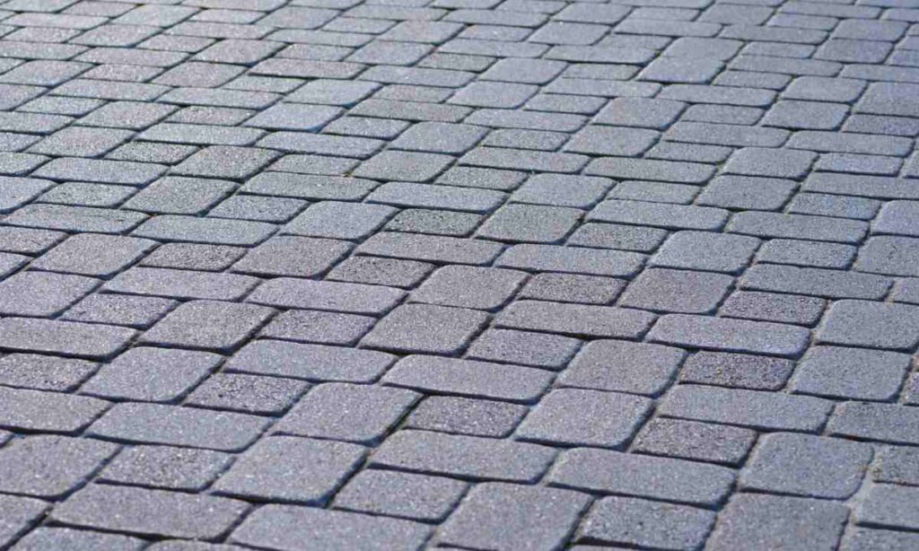 Detailed view of sealed concrete paver surface in St. Louis, illustrating proper joint spacing and winter-ready installation to prevent cracks and erosion during freeze-thaw cycles